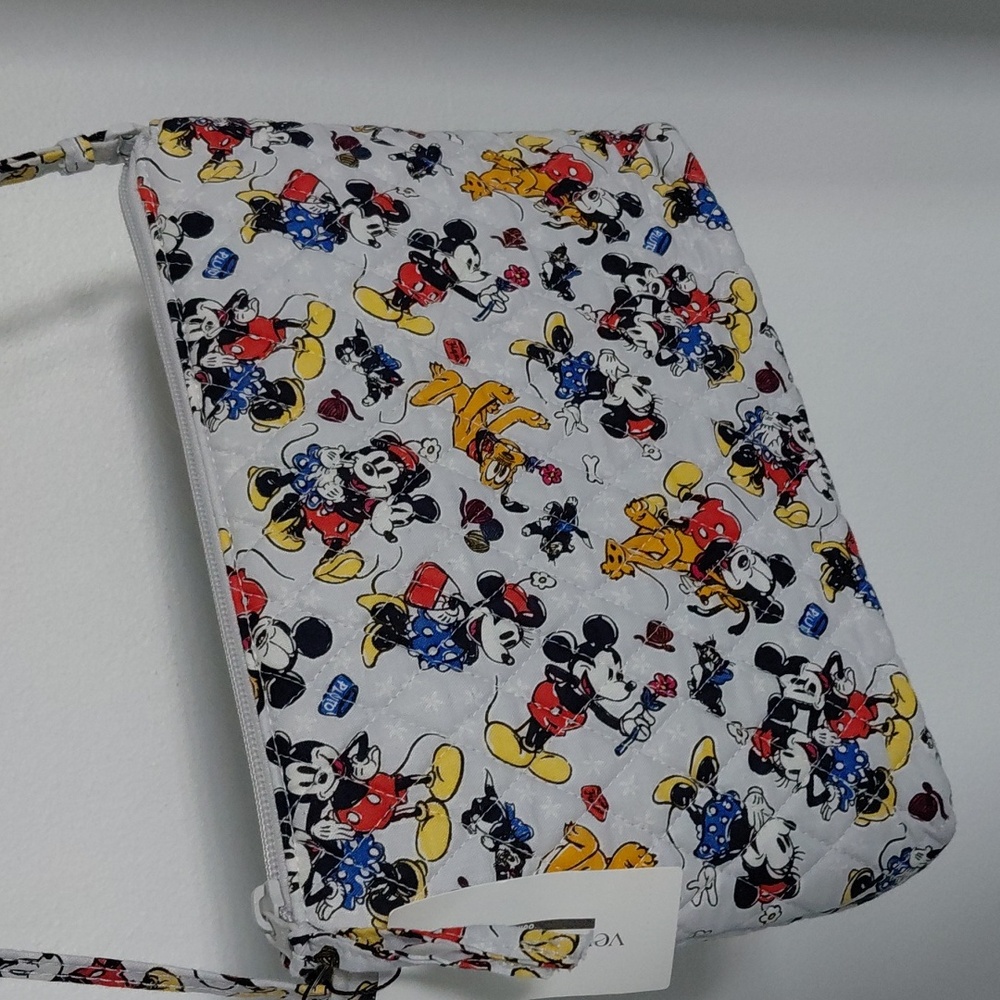 Vera Bradley Disney Mickey Mouse Family Fun Crossbody Bag - Picture 9 of 12